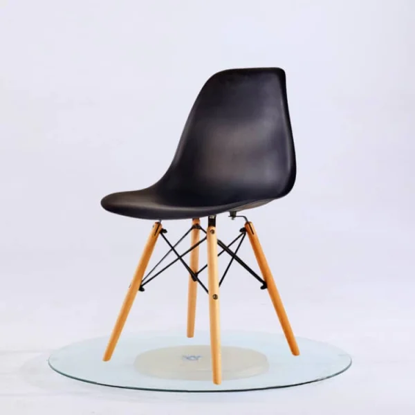 Random Eames chair dining L38cm W39cm H82cm